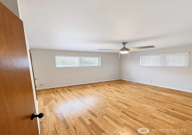 Photo 4 of House for sale at 7546 24th Avenue NW, Seattle, WA 98117 | MLS# NWM2580142 | Listing updated on 2026-09-28
