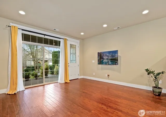 Photo 4 of Townhouse for sale at 1437 Harvest Ave SE, Olympia, WA 98501 | MLS# NWM2580146 | Listing updated on 2026-10-01