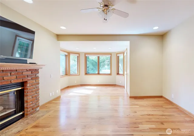 Photo 4 of Single family home for sale at 2460 Fairfield Dr, Walla Walla, WA 99362 | MLS# NWM2580152 | Listing updated on 2026-09-25