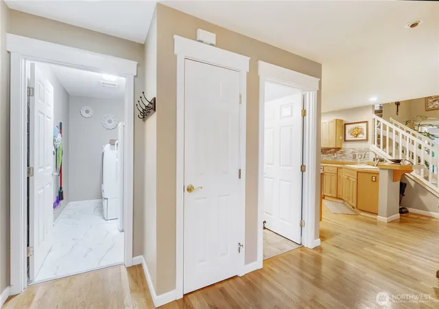 Photo 4 of Condo for sale at 160 E Soderberg Rd #L33, Allyn, WA 98524 | MLS# NWM2580184 | Listing updated on 2026-09-30