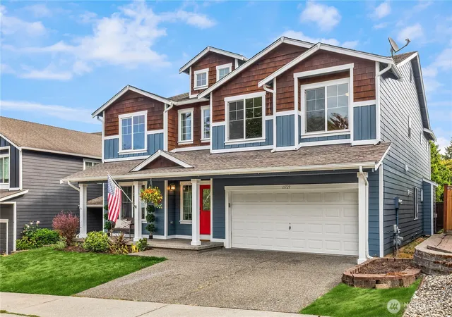 Photo 2 of Single family home for sale at 11729 59th Drive Se, Snohomish, WA 98296 | MLS# NWM2580196 | Listing updated on 2026-10-01