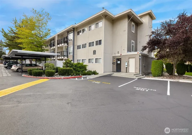 Photo 2 of Condo for sale at 12700 Ne 8th Street #E102, Bellevue, WA 98005 | MLS# NWM2580207 | Listing updated on 2026-10-02