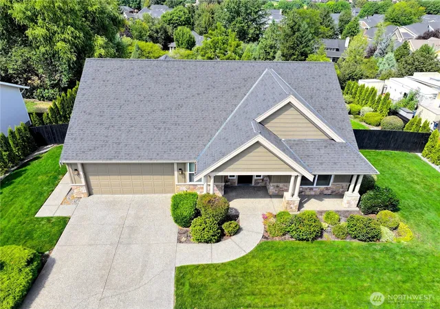 Photo 2 of Single family home for sale at 1023 Se Sentry Dr, College Place, WA 99324 | MLS# NWM2580208 | Listing updated on 2026-09-30