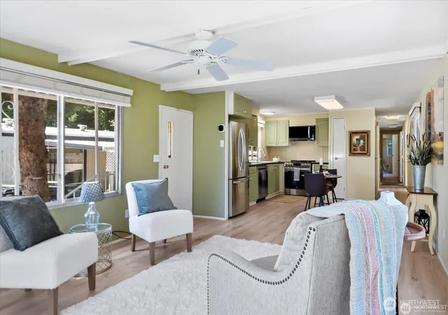 Photo 3 of Manufactured home for sale at 4111 164th Street SW #61, Lynnwood, WA 98087 | MLS# NWM2580216 | Listing updated on 2026-09-30