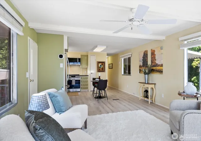Photo 4 of Manufactured home for sale at 4111 164th Street SW #61, Lynnwood, WA 98087 | MLS# NWM2580216 | Listing updated on 2026-09-30