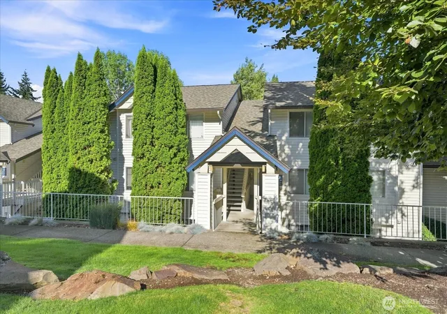 Photo 1 of Condo for sale at 5000 Lake Washington Blvd Ne #D304, Renton, WA 98056 | MLS# NWM2580236 | Listing updated on 2026-09-25