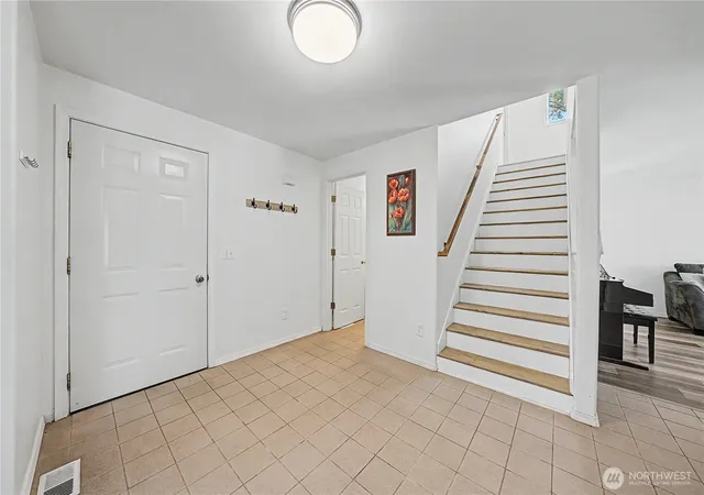 Photo 3 of Single family home for sale at 7670 Ne Rd 48, Moses Lake, WA 98837 | MLS# NWM2580250 | Listing updated on 2026-09-25
