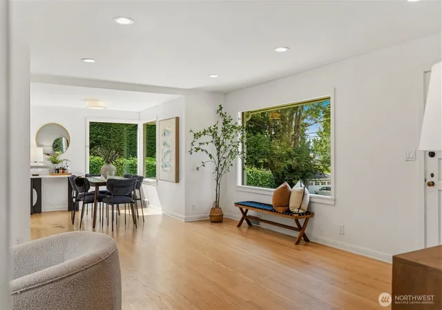 Photo 4 of Single family home for sale at 4715 W Roberts Way, Seattle, WA 98199 | MLS# NWM2580252 | Listing updated on 2026-09-25