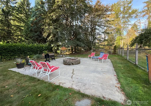 Photo 3 of Sale Pending at 29710 52nd Avenue E, Graham, WA 98338 | MLS# NWM2580270 | Listing updated on 2026-10-01