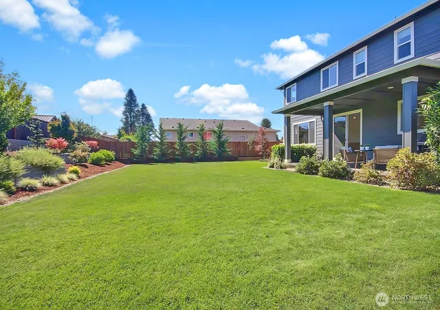 Photo 3 of Single family home for sale at 1159 Williams Pl, Enumclaw, WA 98022 | MLS# NWM2580279 | Listing updated on 2026-10-01