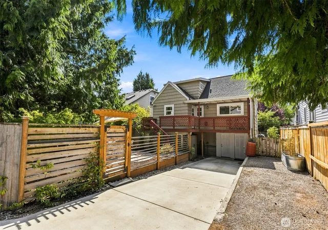 Photo 3 of Single family home for sale at 1116 N 76th Street, Seattle, WA 98103 | MLS# NWM2580286 | Listing updated on 2026-09-23