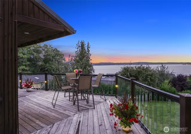 Photo 2 of Single family home for sale at 605 Shine Rd, Port Ludlow, WA 98365 | MLS# NWM2580290 | Listing updated on 2026-09-28