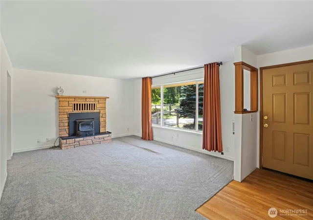 Photo 3 of Sale Pending at 31627 Swede Heaven Rd, Arlington, WA 98223 | MLS# NWM2580329 | Listing updated on 2026-09-28