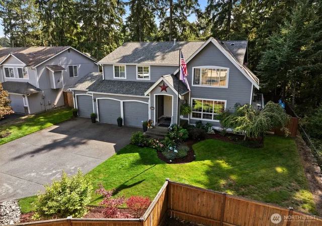 Photo 3 of Single family home for sale at 8412 165th Street Ct E, Puyallup, WA 98375 | MLS# NWM2580334 | Listing updated on 2026-09-29