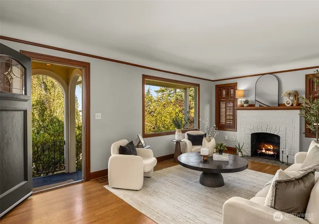Photo 4 of Sale Pending at 2106 49th Avenue SW, Seattle, WA 98116 | MLS# NWM2580351 | Listing updated on 2026-09-22