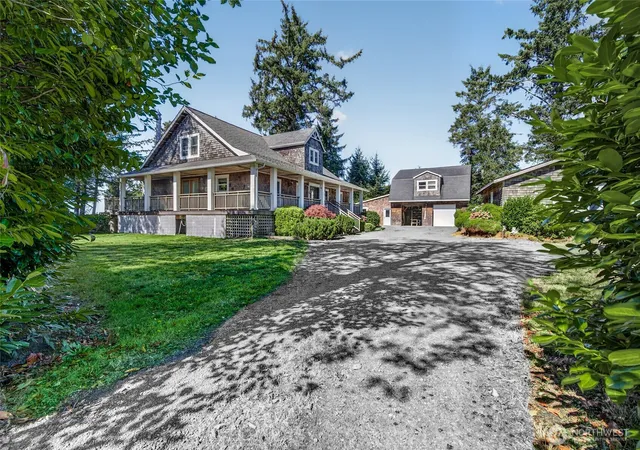 Photo 3 of Single family home for sale at 10 12 Prince St W, Chinook, WA 98614 | MLS# NWM2580362 | Listing updated on 2026-09-30