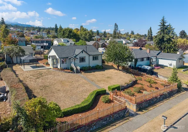 Photo 3 of Single family home for sale at 1026 E 6th Street, Port Angeles, WA 98362 | MLS# NWM2580378 | Listing updated on 2026-09-25