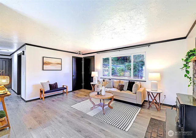 Photo 3 of Single family home for sale at 525 N Alcazar Ave, Arlington, WA 98223 | MLS# NWM2580382 | Listing updated on 2026-10-01