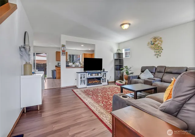 Photo 3 of Sale Pending at 29704 217th Place Se, Kent, WA 98042 | MLS# NWM2580400 | Listing updated on 2026-09-27