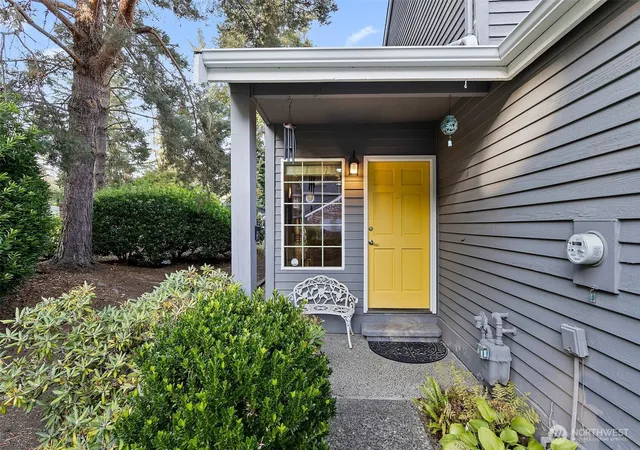 Photo 3 of Single family home for sale at 23414 130th Avenue Se, Kent, WA 98031 | MLS# NWM2580410 | Listing updated on 2026-10-01