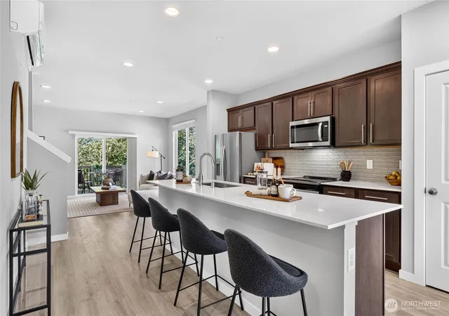 Photo 4 of Townhouse for sale at 4206 204th Street SW #A7, Lynnwood, WA 98036 | MLS# NWM2580413 | Listing updated on 2026-10-08