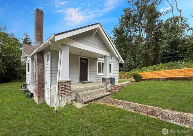 Photo 1 of Single family home for sale at 13410 40th Avenue S, Tukwila, WA 98168 | MLS# NWM2580423 | Listing updated on 2026-09-24