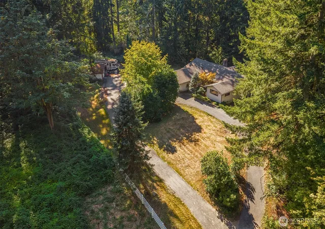 Photo 3 of Sale Pending at 7001 242nd Avenue Ne, Redmond, WA 98053 | MLS# NWM2580429 | Listing updated on 2026-09-16