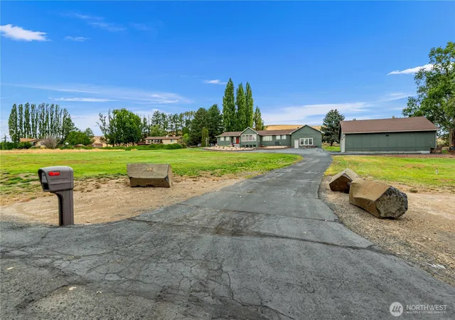 Photo 2 of Single family home for sale at 5378 Painted Hills, Ephrata, WA 98823 | MLS# NWM2580442 | Listing updated on 2026-09-25
