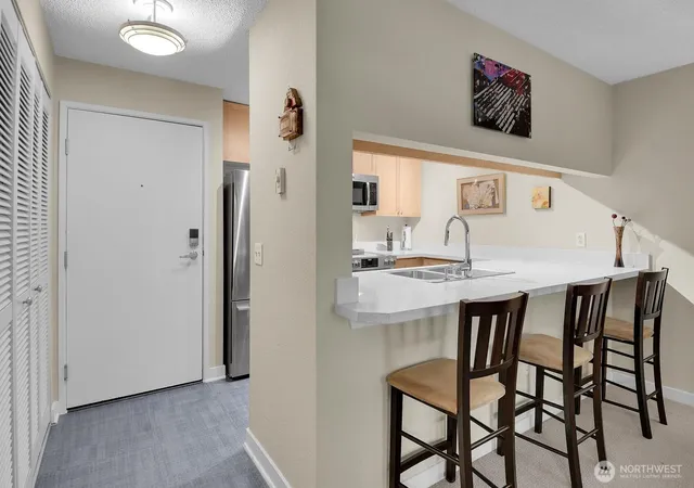 Photo 4 of Condo for sale at 275 W Roy St #205, Seattle, WA 98119 | MLS# NWM2580462 | Listing updated on 2026-09-29