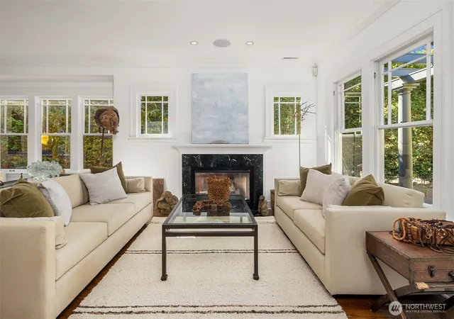 Photo 3 of Sale Pending at 1760 26th Avenue E, Seattle, WA 98112 | MLS# NWM2580485 | Listing updated on 2026-09-25