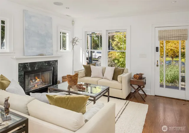 Photo 4 of Sale Pending at 1760 26th Avenue E, Seattle, WA 98112 | MLS# NWM2580485 | Listing updated on 2026-09-25