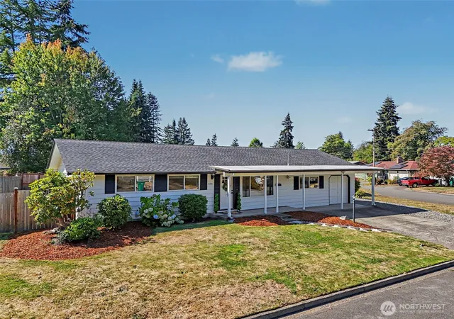 Photo 3 of Single family home for sale at 505 Riverview Dr, Auburn, WA 98002 | MLS# NWM2580487 | Listing updated on 2026-10-13