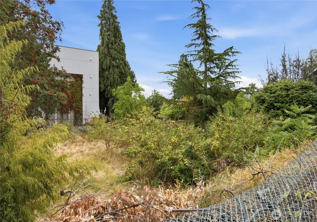 Photo 1 of Land for sale at 9309 Aurora Ave N, Seattle, WA 98103 | MLS# NWM2580494 | Listing updated on 2026-09-30