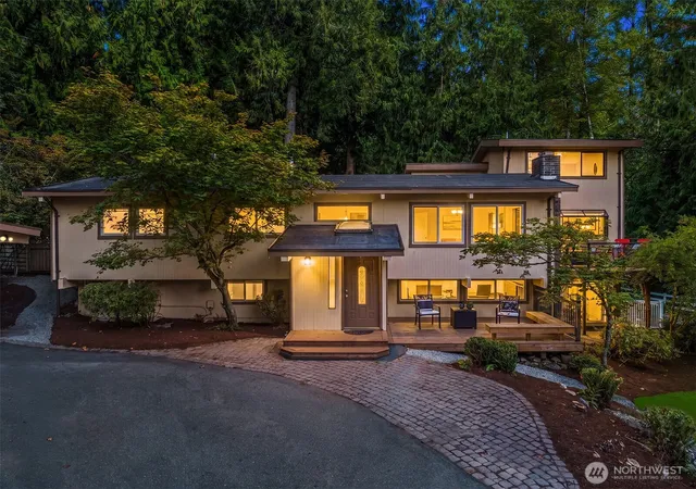 Photo 1 of Single family home for sale at 12034 206th Place Se, Issaquah, WA 98027 | MLS# NWM2580495 | Listing updated on 2026-10-02