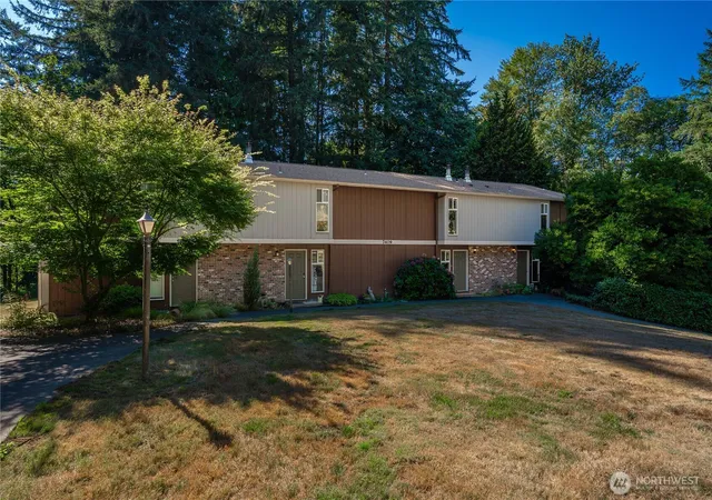 Photo 3 of Townhouse for sale at 7409 Fairview Rd Sw #7C/18, Olympia, WA 98512 | MLS# NWM2580503 | Listing updated on 2026-09-25