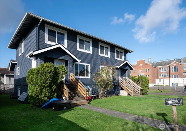 Photo 3 of House for sale at 300 W 3rd Street, Aberdeen, WA 98520 | MLS# NWM2580510 | Listing updated on 2026-09-25