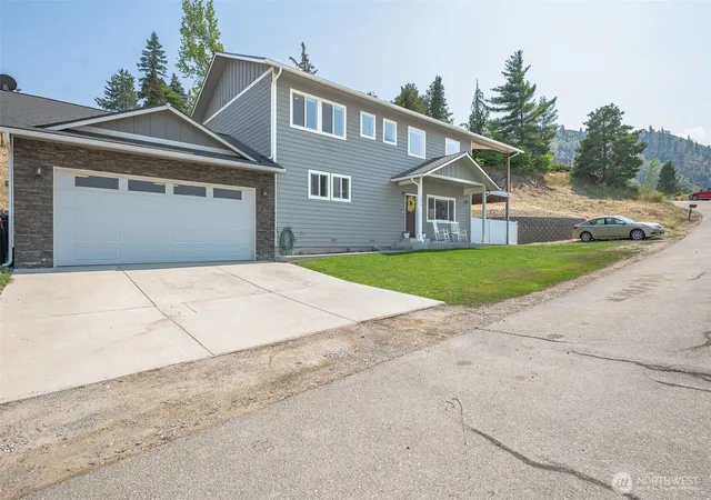 Single family home for sale at 205 Skyline Dr, Cashmere, WA 98815 | MLS# NWM2580514