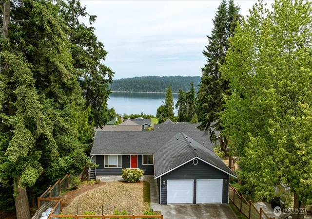 Photo 2 of Single family home for sale at 5055 Honeymoon Bay Rd, Freeland, WA 98249 | MLS# NWM2580536 | Listing updated on 2026-09-29