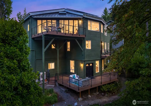 Photo 1 of Mansion for sale at 11730 134th Place Ne, Redmond, WA 98052 | MLS# NWM2580539 | Listing updated on 2026-10-01