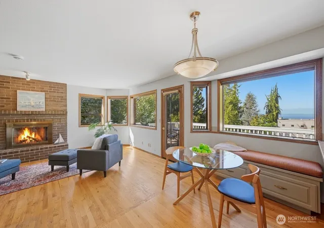 Photo 4 of Single family home for sale at 15508 72nd Avenue W, Edmonds, WA 98026 | MLS# NWM2580551 | Listing updated on 2026-10-02