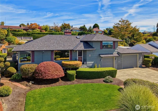 Single family home for sale at 1245 S Fernside Dr, Tacoma, WA 98465 | MLS# NWM2580557