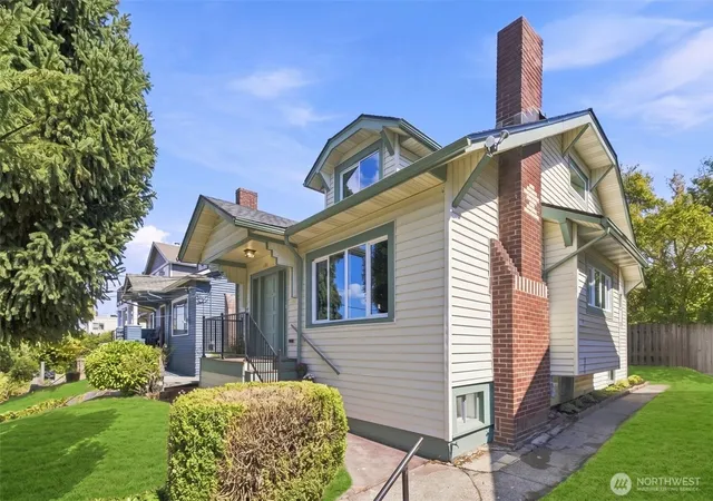 Photo 1 of Single family home for sale at 1712 30th Avenue S, Seattle, WA 98144 | MLS# NWM2580575 | Listing updated on 2026-10-01