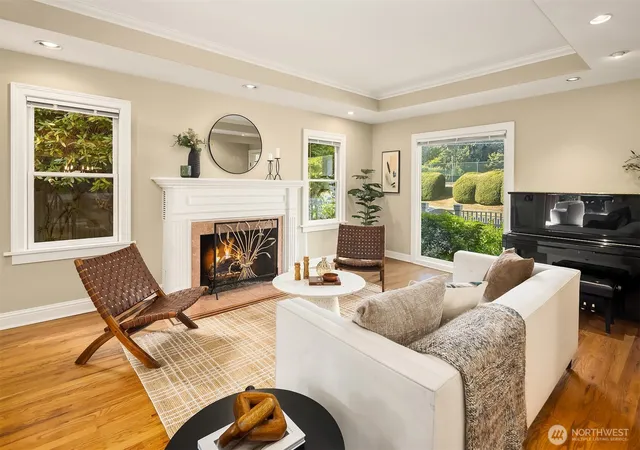 Photo 3 of Sale Pending at 1612 38th Avenue E, Seattle, WA 98112 | MLS# NWM2580583 | Listing updated on 2026-10-01