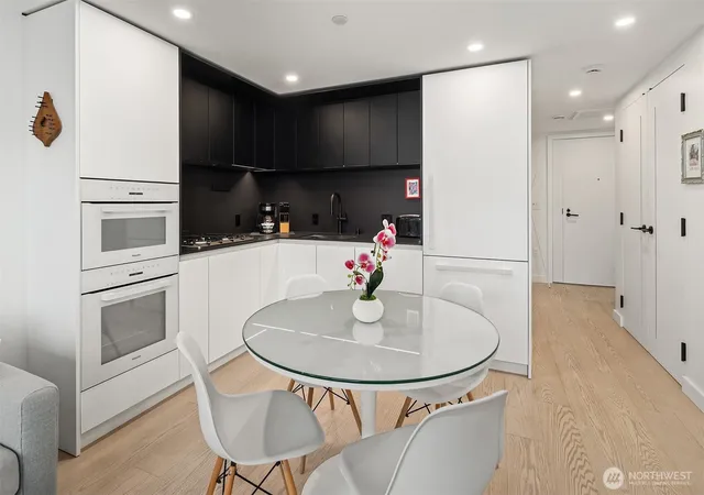 Photo 3 of Condo for sale at 300 Virginia St #2304, Seattle, WA 98101 | MLS# NWM2580585 | Listing updated on 2026-10-01