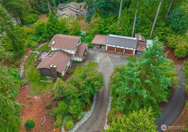 Photo 2 of Single family home for sale at 21839 Se 221st Street, Maple Valley, WA 98038 | MLS# NWM2580589 | Listing updated on 2026-10-01