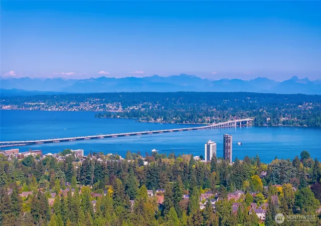 Photo 3 of Single family home for sale at 1140 23rd Avenue E, Seattle, WA 98112 | MLS# NWM2580592 | Listing updated on 2026-10-01