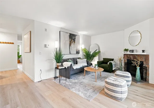Photo 3 of Condo for sale at 4187 W Lake Sammamish Pkwy Se #B207, Bellevue, WA 98008 | MLS# NWM2580603 | Listing updated on 2026-09-26