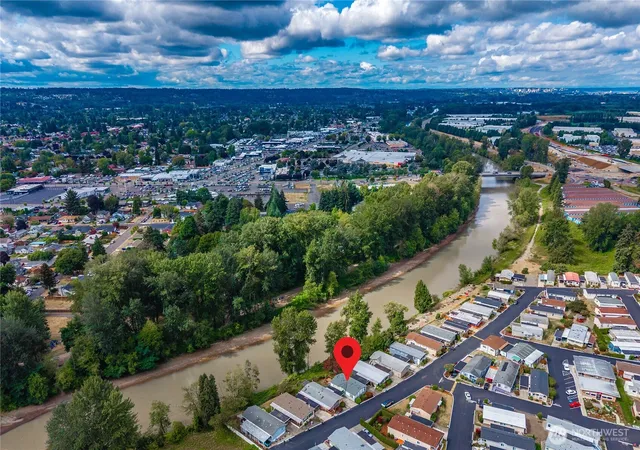 Photo 3 of Manufactured home for sale at 10708 63rd Street Ct E #42, Puyallup, WA 98372 | MLS# NWM2580604 | Listing updated on 2026-09-21