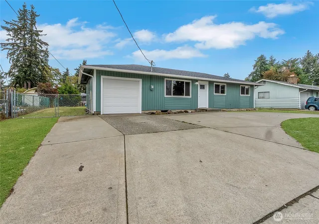 Photo 2 of Single family home for sale at 117 176th Street E, Spanaway, WA 98387 | MLS# NWM2580609 | Listing updated on 2026-09-18