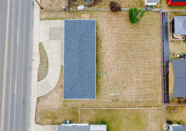 Photo 3 of Single family home for sale at 117 176th Street E, Spanaway, WA 98387 | MLS# NWM2580609 | Listing updated on 2026-09-18
